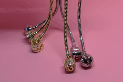 Marka Model Bileklik