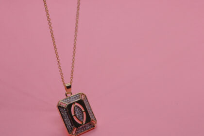 Zirkon Taşlı Kolye Çelik