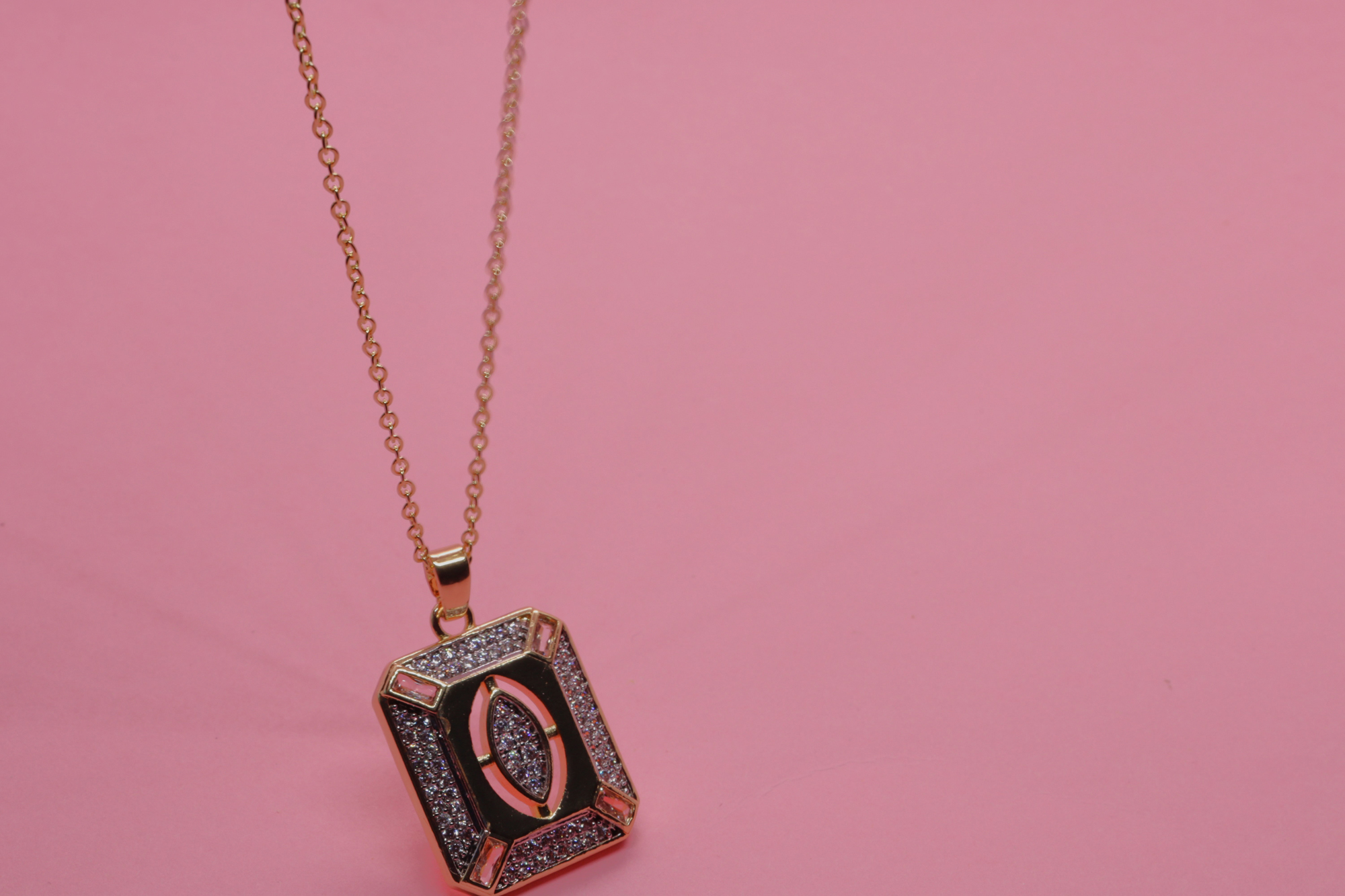 Zirkon Taşlı Kolye Çelik