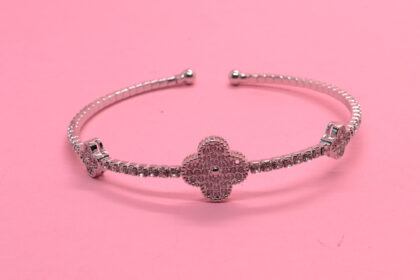 Zirkon Taşlı Yonca Kelepçe Bilezik