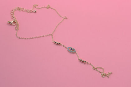 Nazar Boncuklu Şahmeran