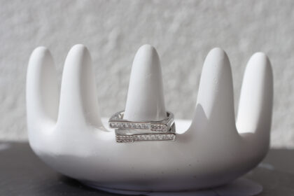 Zirkon Taşlı Gümüş Rengi Yüzük