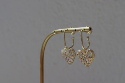 Kalp Zirkon Taşlı Küpe