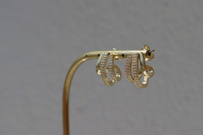 Zirkon Taşlı Altın Kaplama Küpe