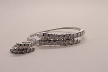 İthal Blg Yılan Taşlı Takım Kelepçe Bilezik