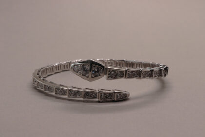 İthal Blg Yılan Taşlı Selen Kelepçe Bilezik