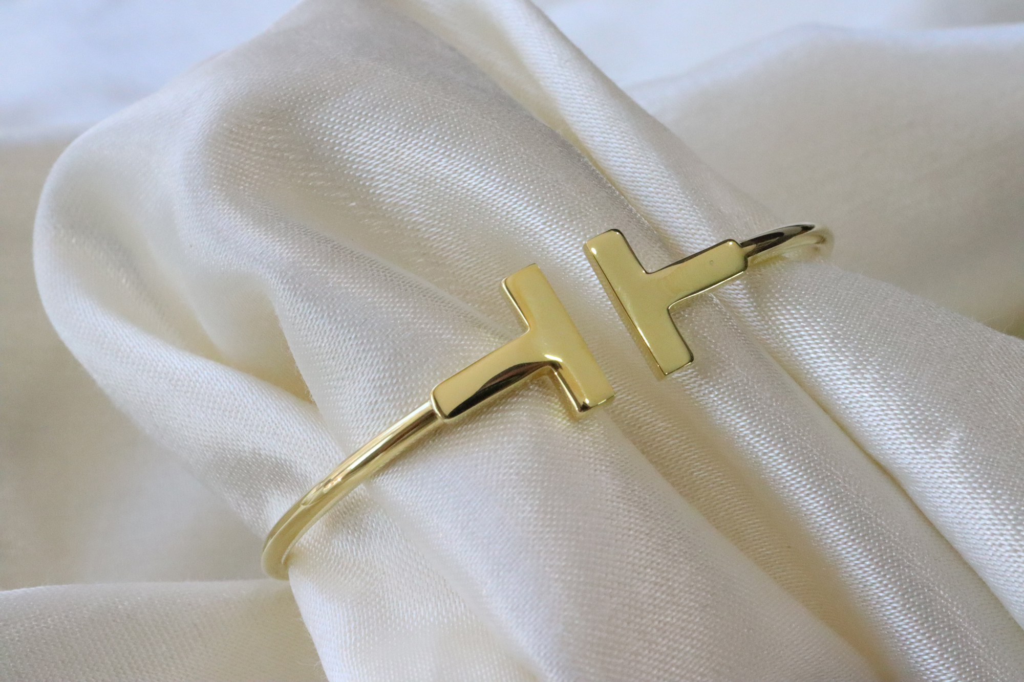 İthal T Altın Kaplama Kelepçe Bilezik - Görsel 3