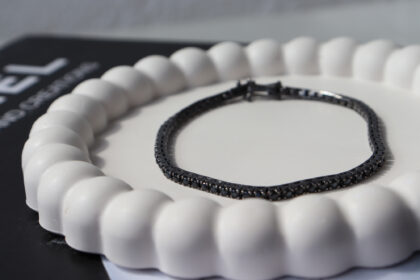 İthal Su Yolu Siyah Bileklik (2 mm)