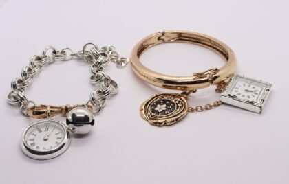 MARKA MODEL BİLEKLİK