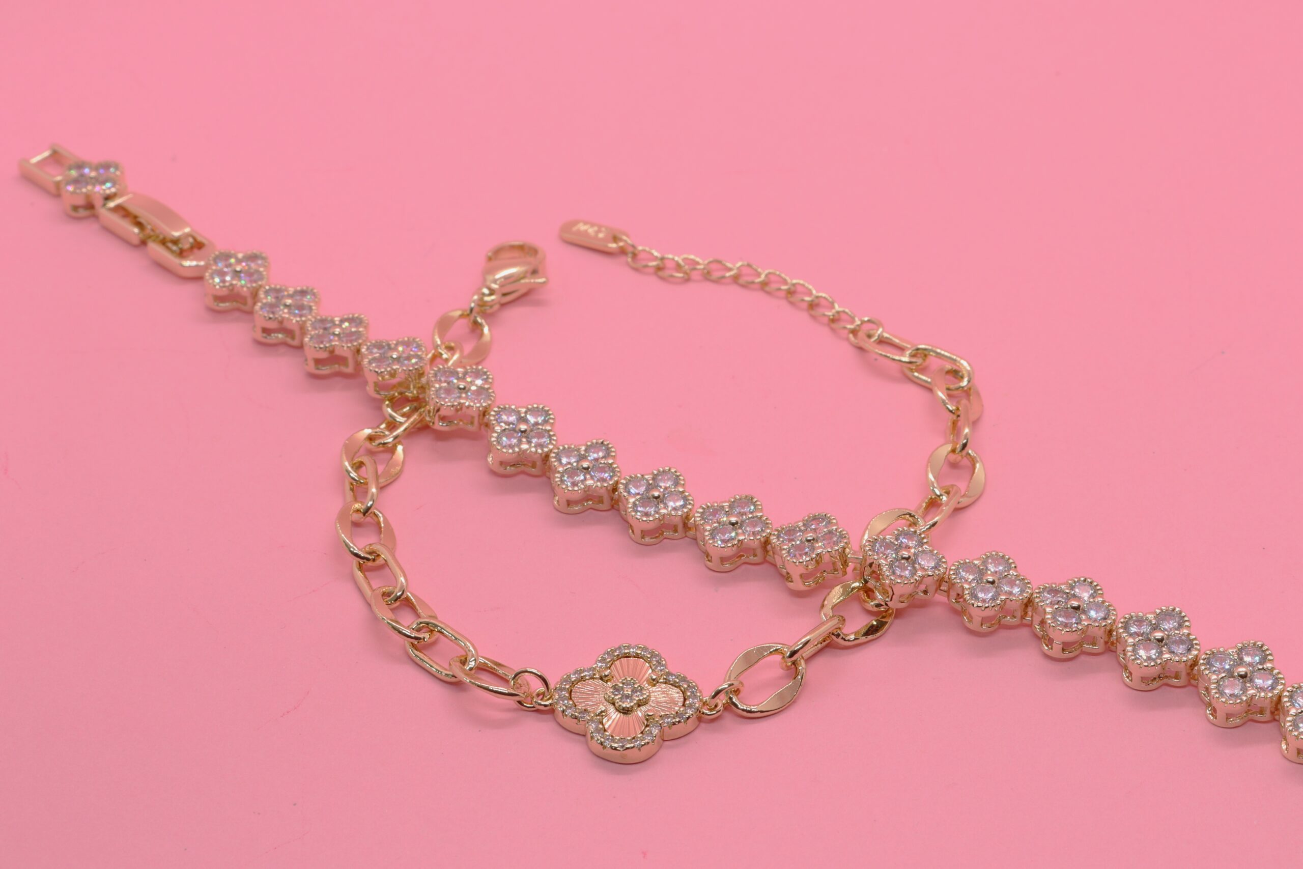 YONCA ALTIN KAPLAMA BİLEKLİK - Görsel 3