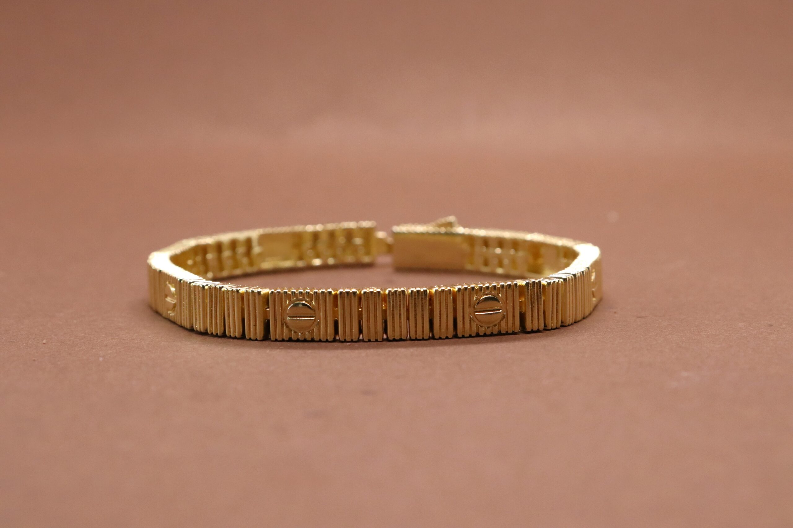 MARKA MODEL GOLD BİLEKLİK